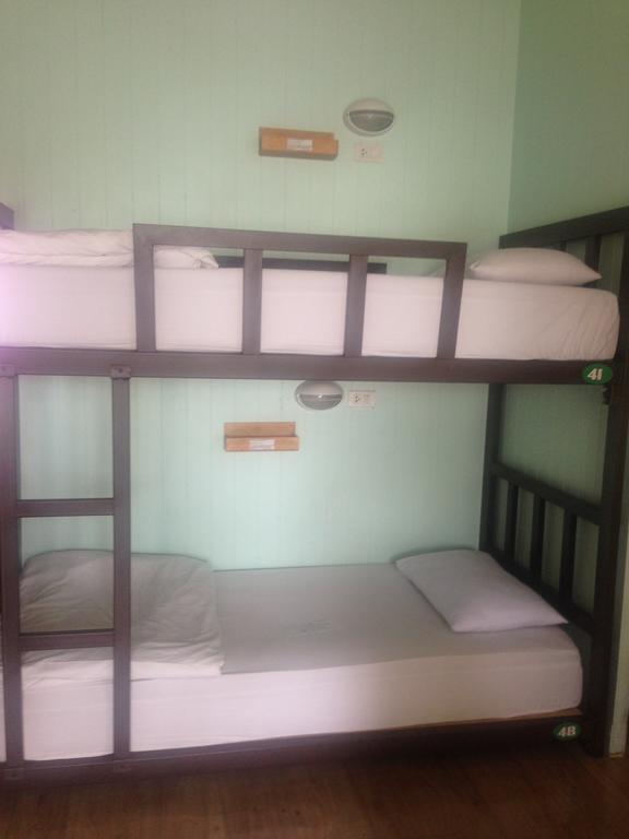 Khaosan Immjai Hostel Μπανγκόκ Δωμάτιο φωτογραφία