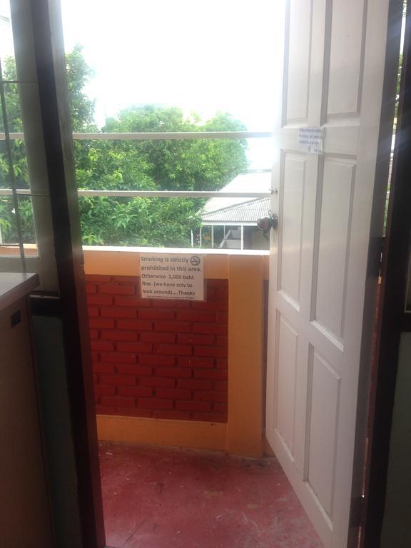 Khaosan Immjai Hostel Μπανγκόκ Δωμάτιο φωτογραφία
